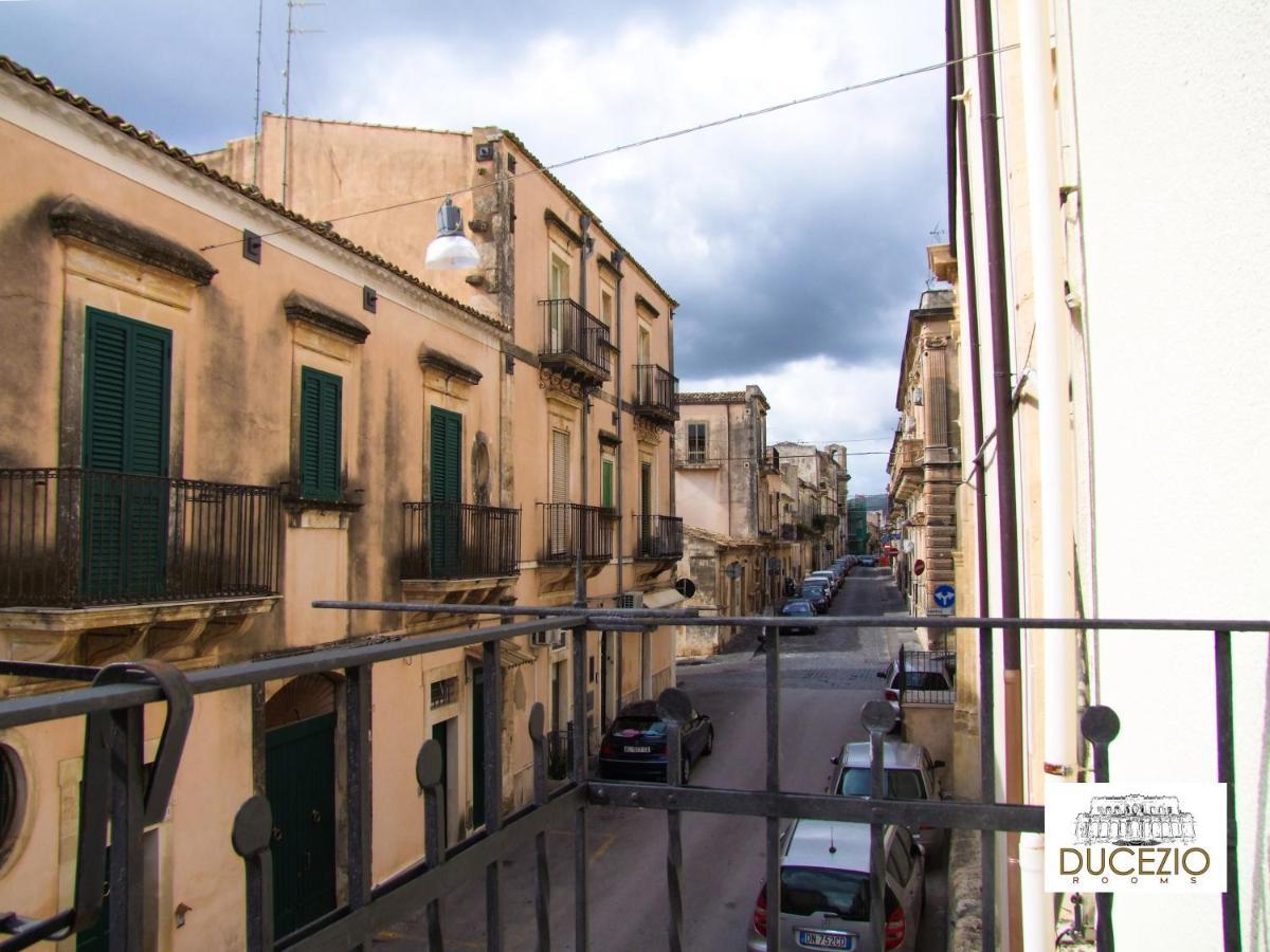 Ducezio Rooms Noto Exteriör bild